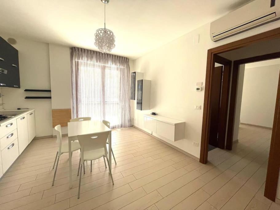 Appartamento Casa Camila Pescara Esterno foto